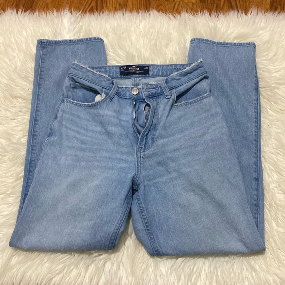 Hollister - ultra high rise 90s vintage straight